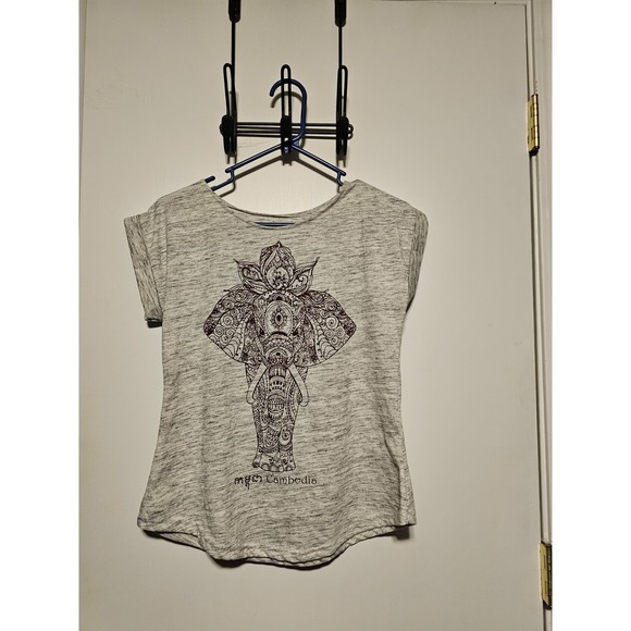 Galaxy Art Printing medallion elephant t- shirt - Size Medium - Picture 2 of 4